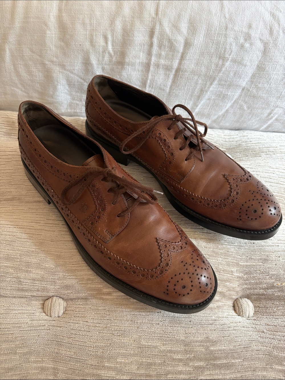Tod’s Men's Classic Brown Leather Wingtip Oxfords